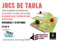 Tarda de Jocs de taula a la biblioteca , 100% diversió 0% pantalles.