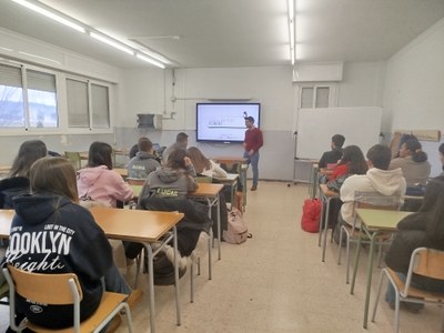 Tallers Ocell de Foc amb l'alumnat de Batxillerat