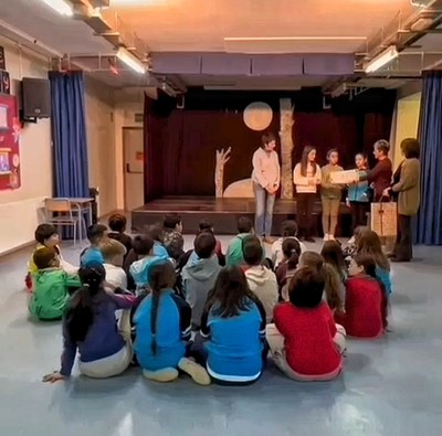 LLEGIM ENTRE ONES 2025