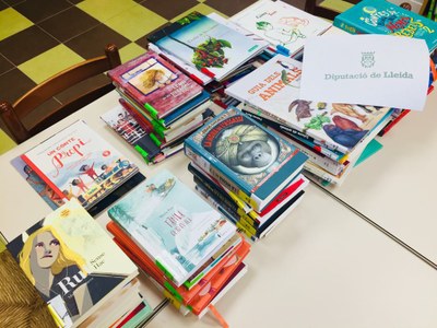 ADQUISICIÓ DE NOVETATS BIBLIOGRÀFIQUES INFANTILS I JUVENILS A LA BIBLIOTECA RAMON BERENGUER IV D’ALMENAR 