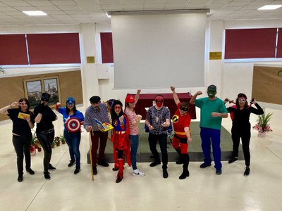 Almenar Lector segueix commemorant els seus 15 anys amb l'obra Maxi i els Superherois