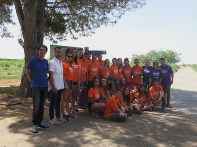 24 joves recuperen camins històrics a Alcarràs