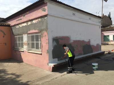 Alcarràs efectua durant l’estiu obres de manteniment en diversos edificis municipals