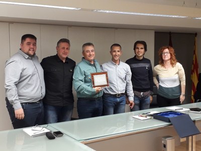 Alcarràs reconeix al campió del món de pesca amb mosca, Jordi Fontanals