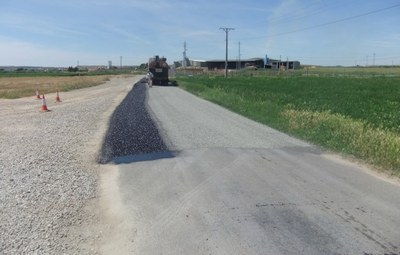 Alcarràs treballa en el manteniment dels diferents camins municipals
