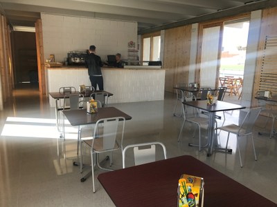 El Camp de Futbol compta amb un servei de cafeteria 