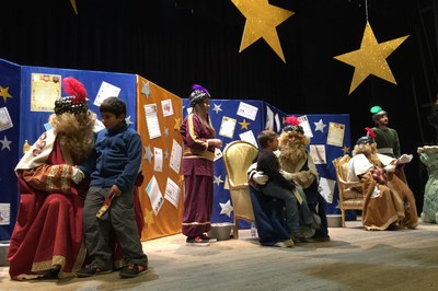 Els Patges Reials recullen les cartes dels infants d'Alcarràs 